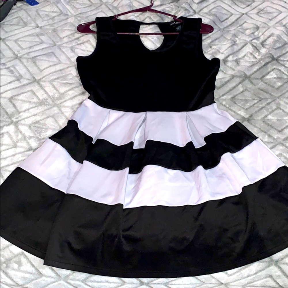 Black and white dress